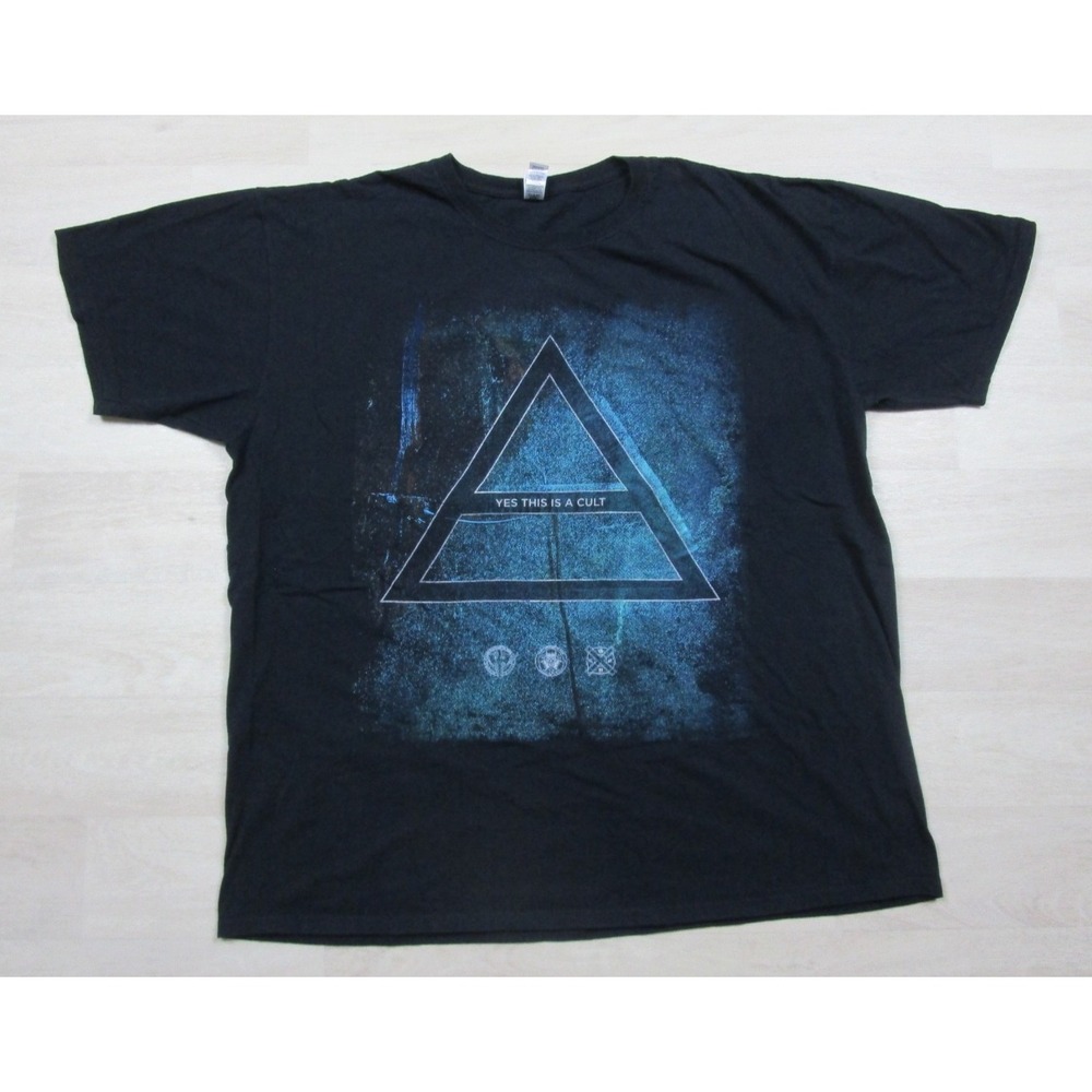 Thirty Seconds to Mars T Shirt Men's (XL) 2010 Tour "This is a Cult" Band Rock